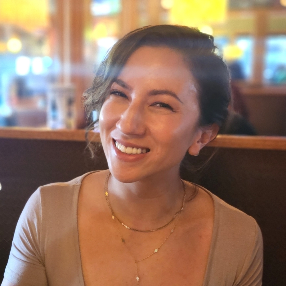 Meet your Posher, Gina